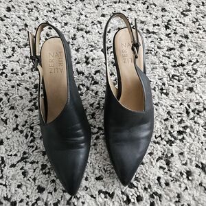 Naturalizer Leather Black Pointed Slingback Pumps